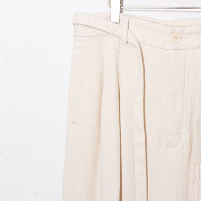 written by /thick twill slacks pants / natural