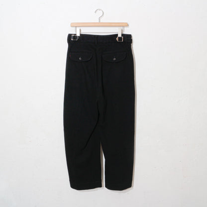 written by /thick twill slacks pants / black