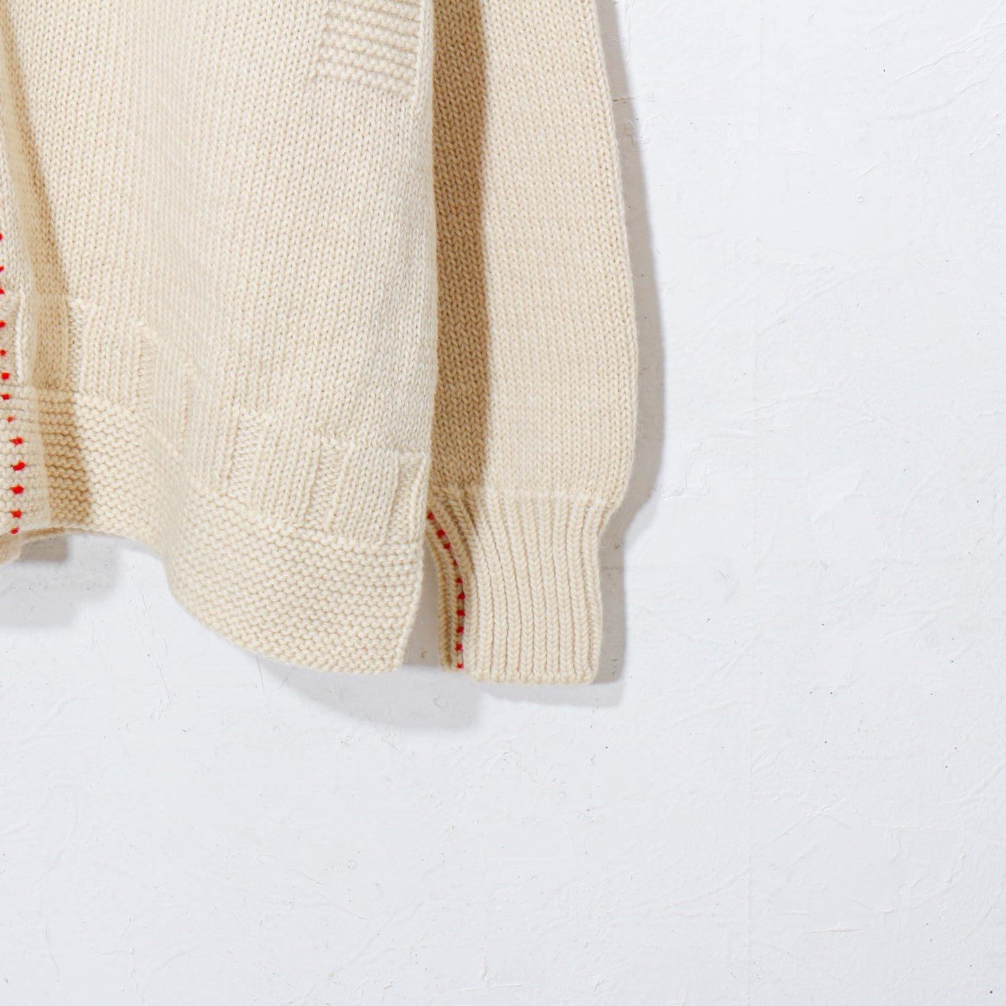 written by / hand stitch guernsey cardigan  / natural