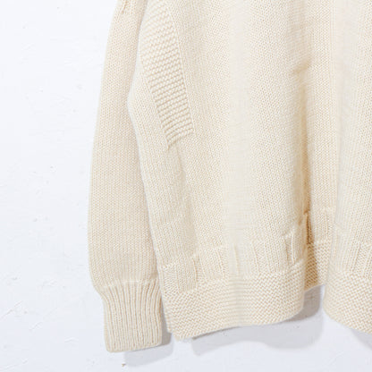 written by / hand stitch guernsey cardigan  / natural