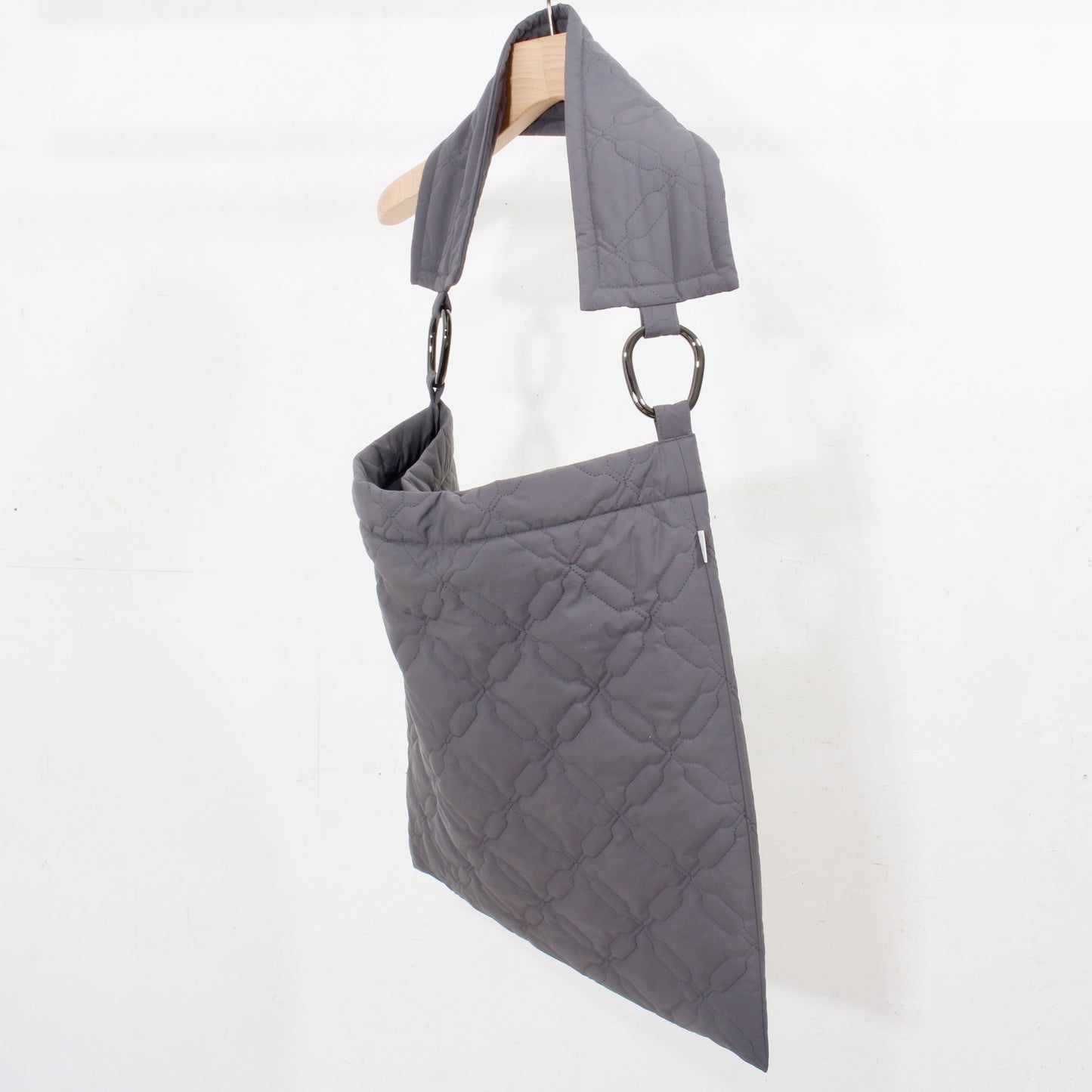 Cell Quilt Bag / charcoal