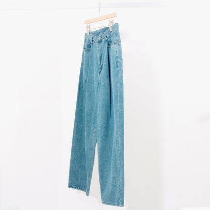 WASHED AGING DENIM PANTS