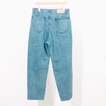 WASHED AGING DENIM PANTS