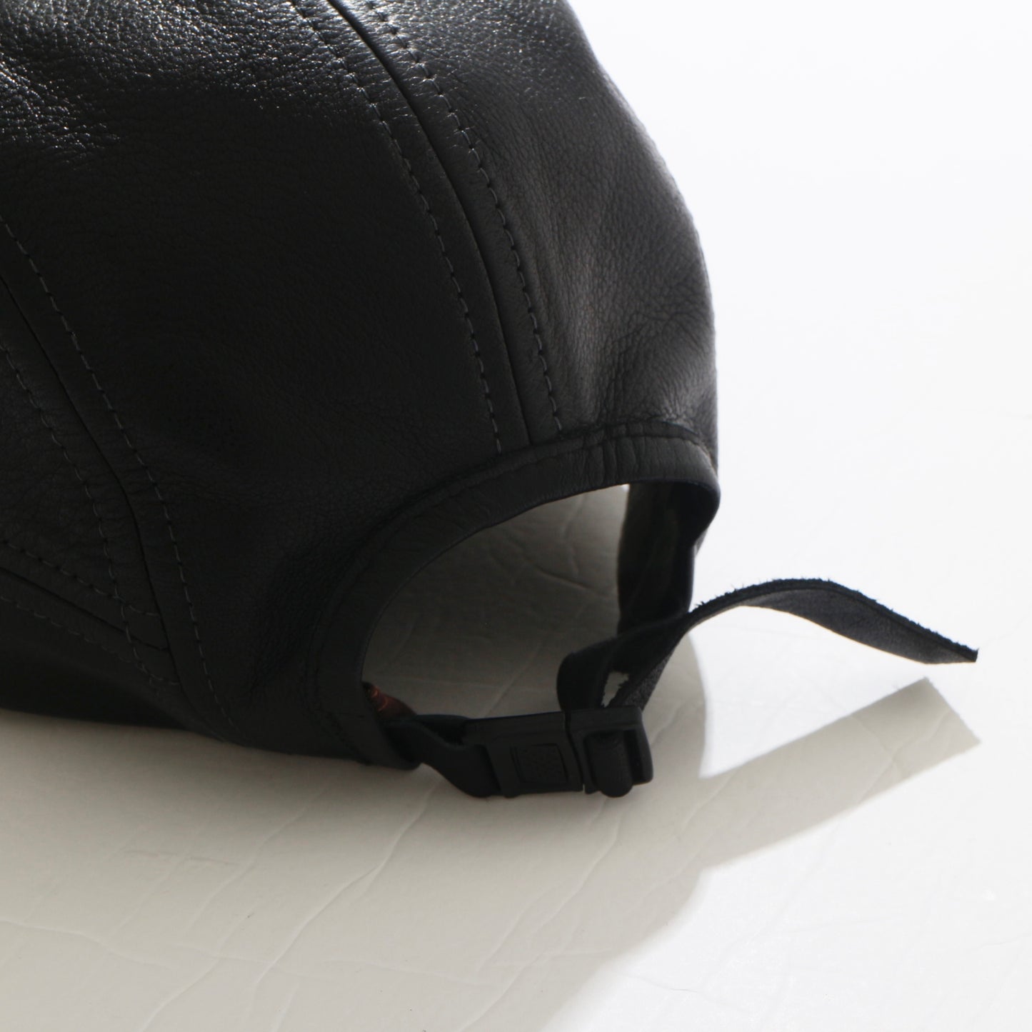 nir / Crushed Leather Cap / black  / ※受注商品となります