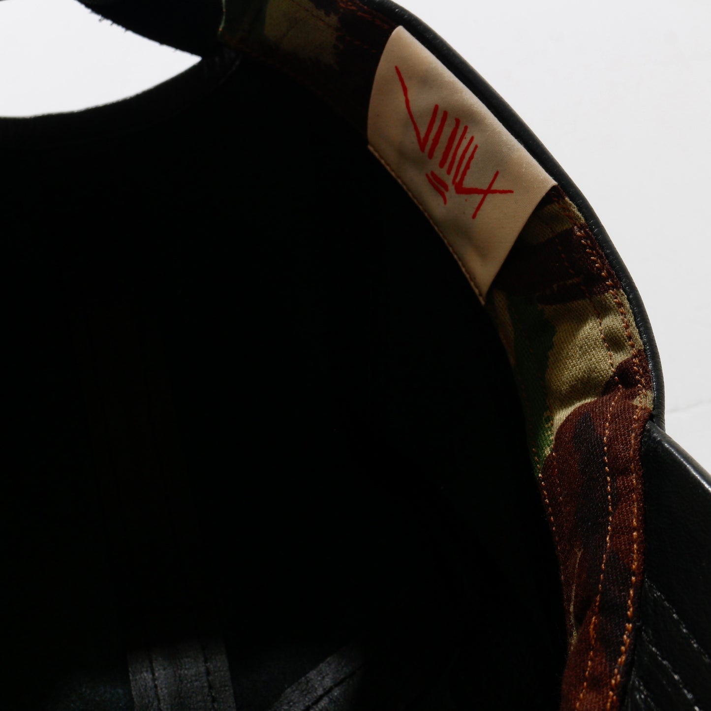 nir / Crushed Leather Cap / black  / ※受注商品となります
