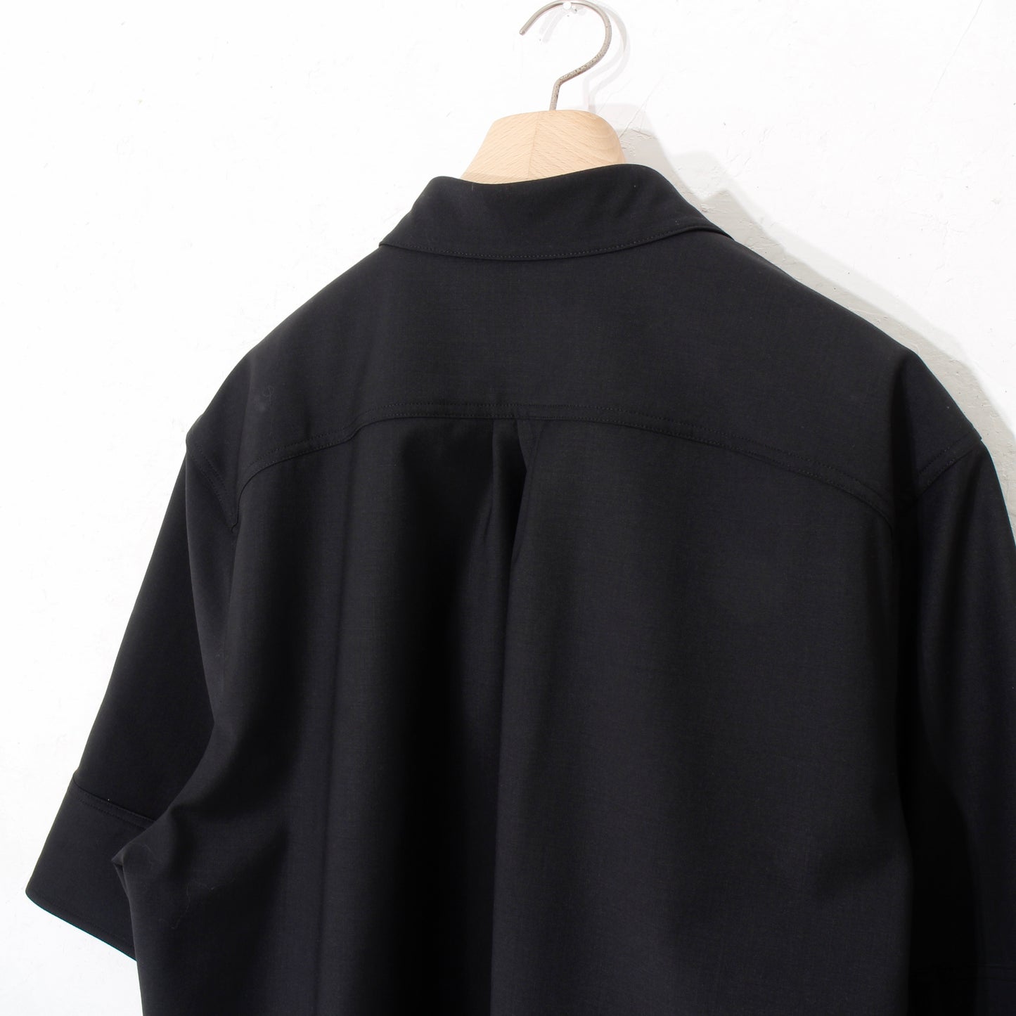 Tri_Front_Shirts /black