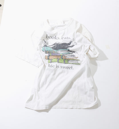 バックヤード / 本と猫のTEE