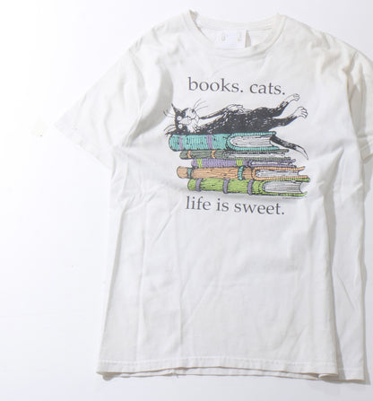 バックヤード / 本と猫のTEE