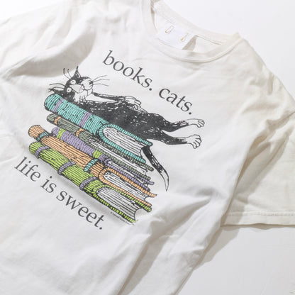 バックヤード / 本と猫のTEE