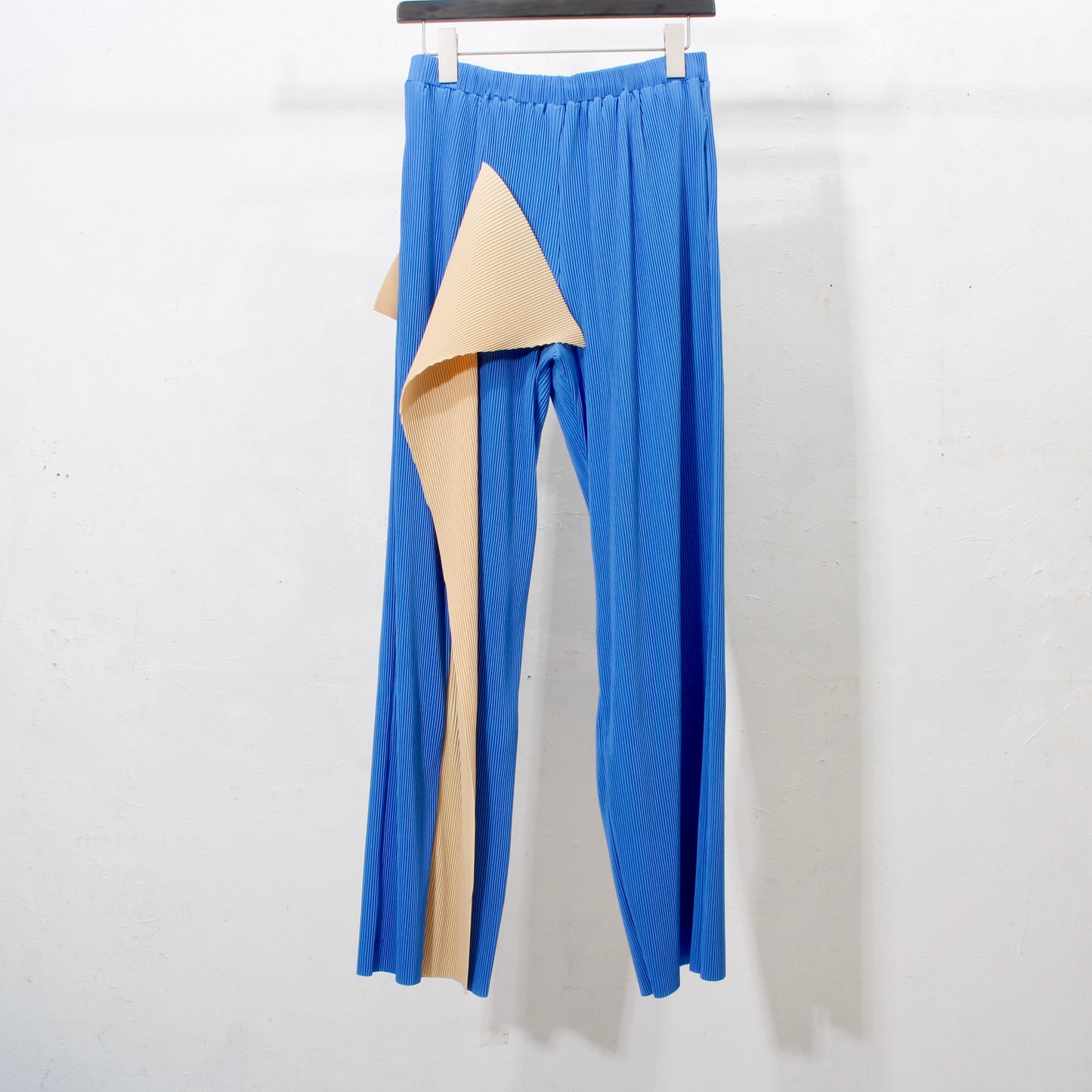 to do kotohayokozawa /Pleated Pants/blue