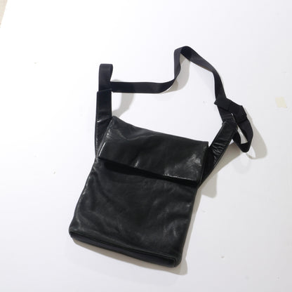 バックヤード /平すぎるだろbag