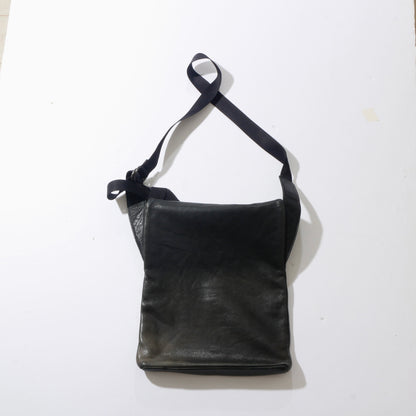 バックヤード /平すぎるだろbag