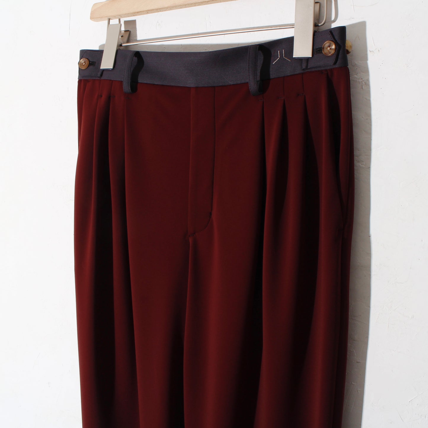 Moc_Trousers / burgundy