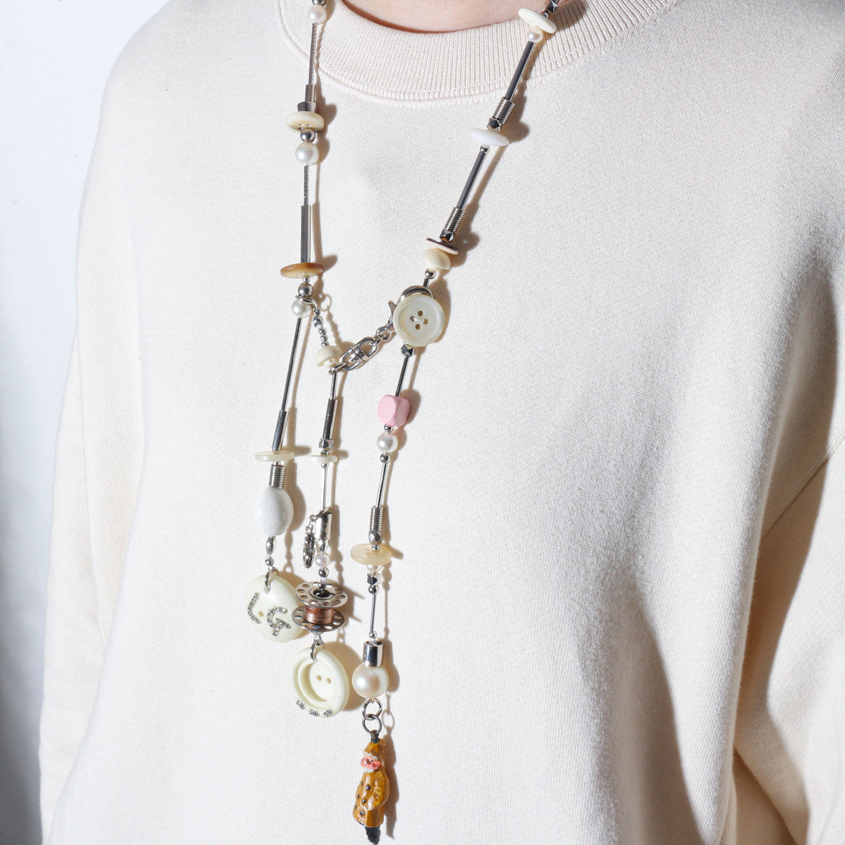 【LEO GON'DO】ROSARY Necklace No,4 IVORY BUTTON / LITTLE MAN