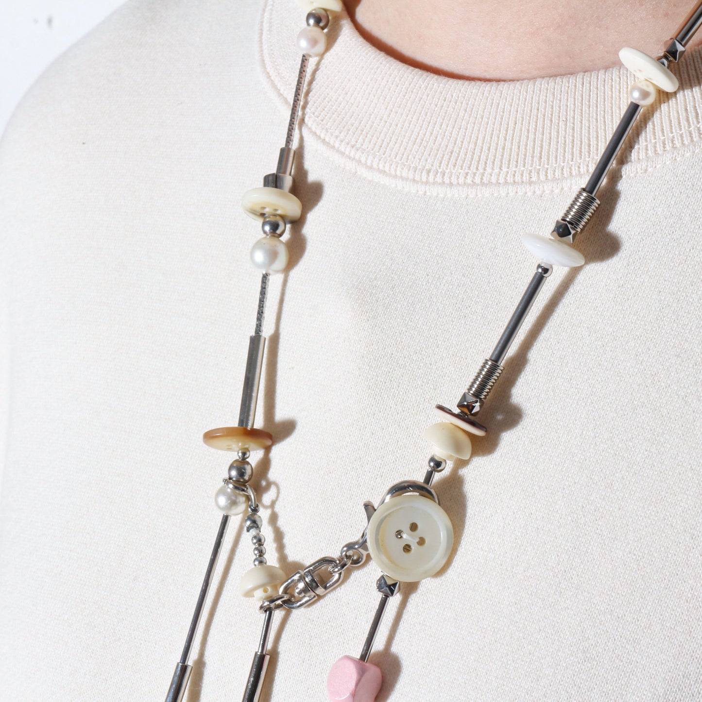 【LEO GON'DO】ROSARY Necklace No,4 IVORY BUTTON / LITTLE MAN
