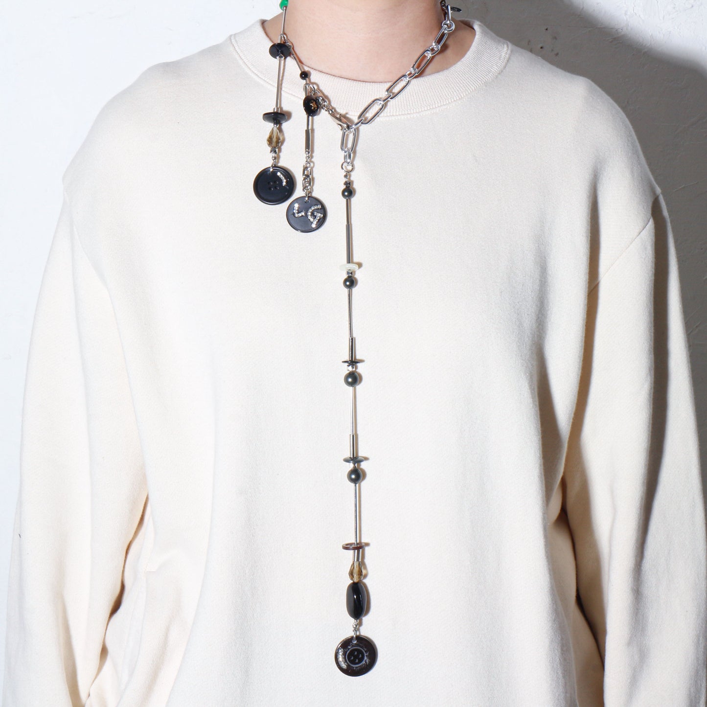 【LEO GON'DO】ROSARY Necklace No,10 BLACK BUTTON / LONG DROP