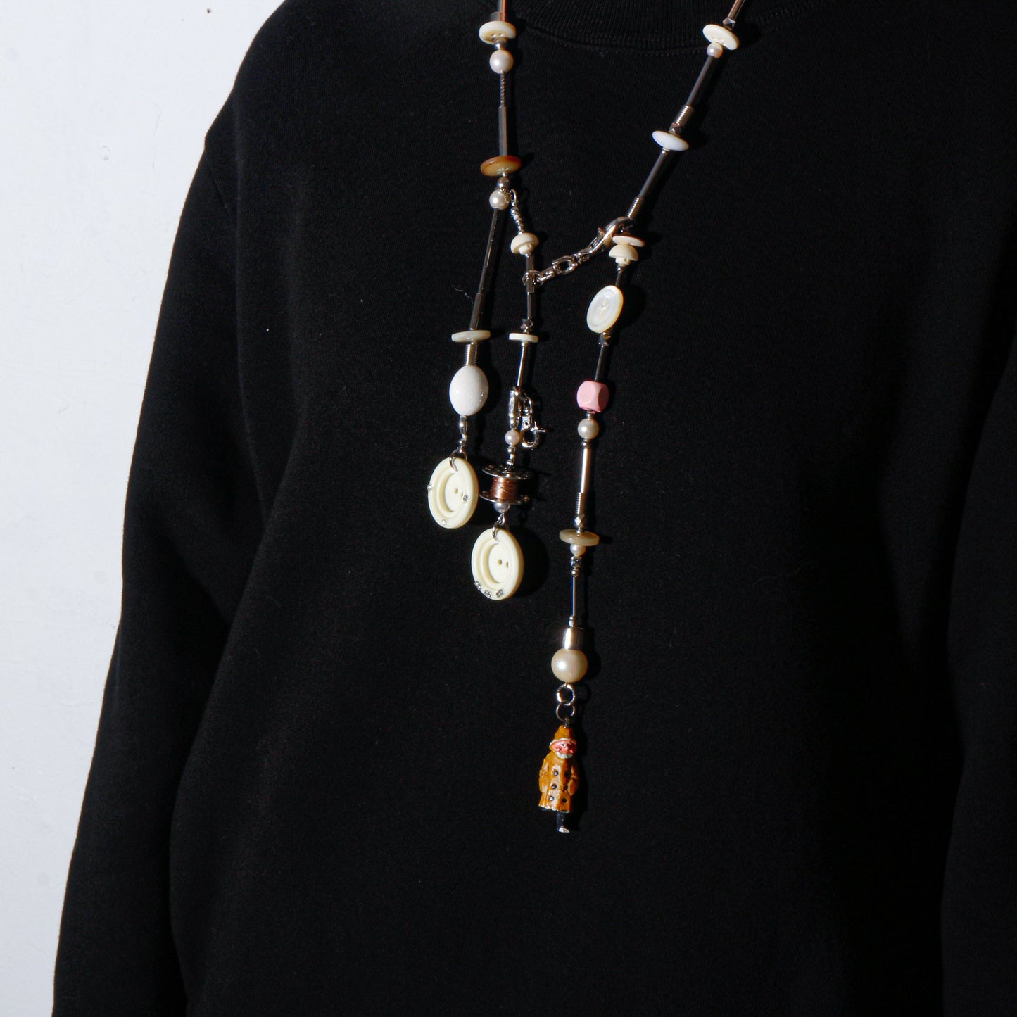 【LEO GON'DO】ROSARY Necklace No,4 IVORY BUTTON / LITTLE MAN