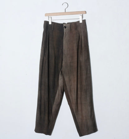 Uneven Dyed 2Tuck Trousers / charcoal