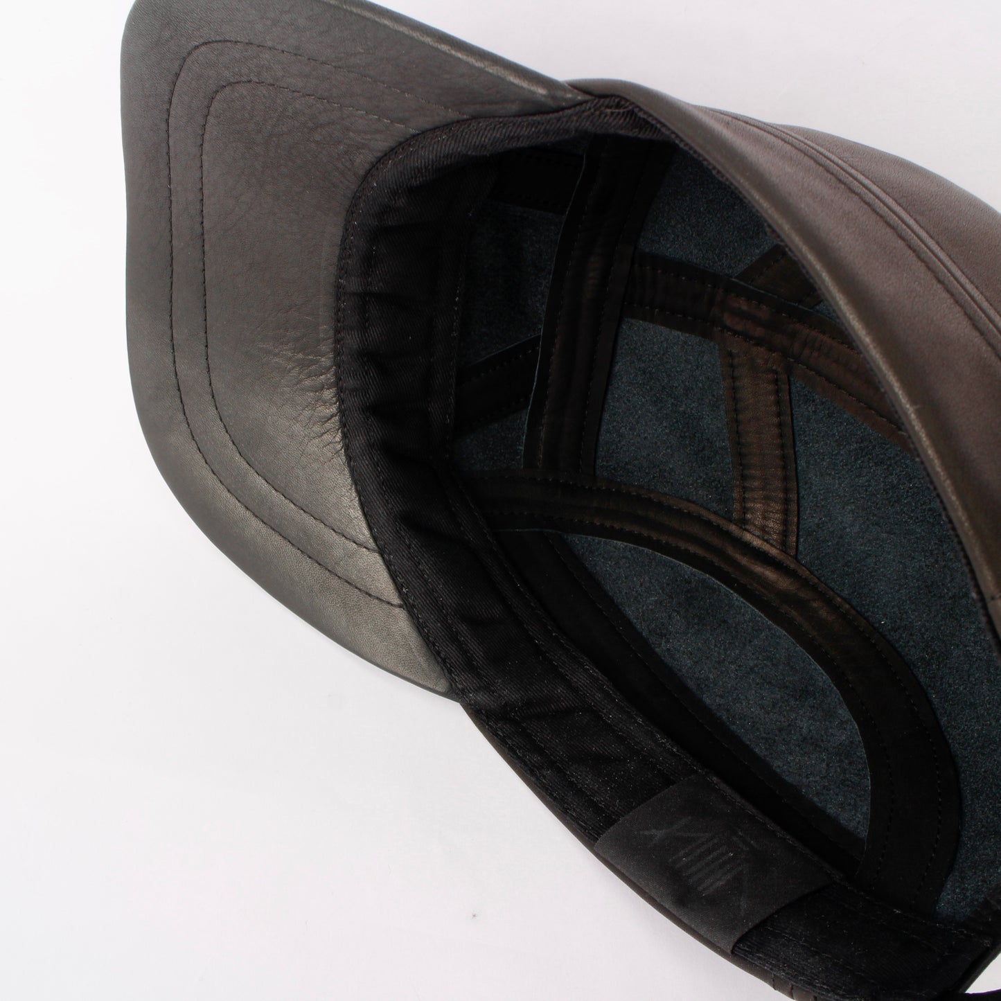 nir / patchwork leather cap