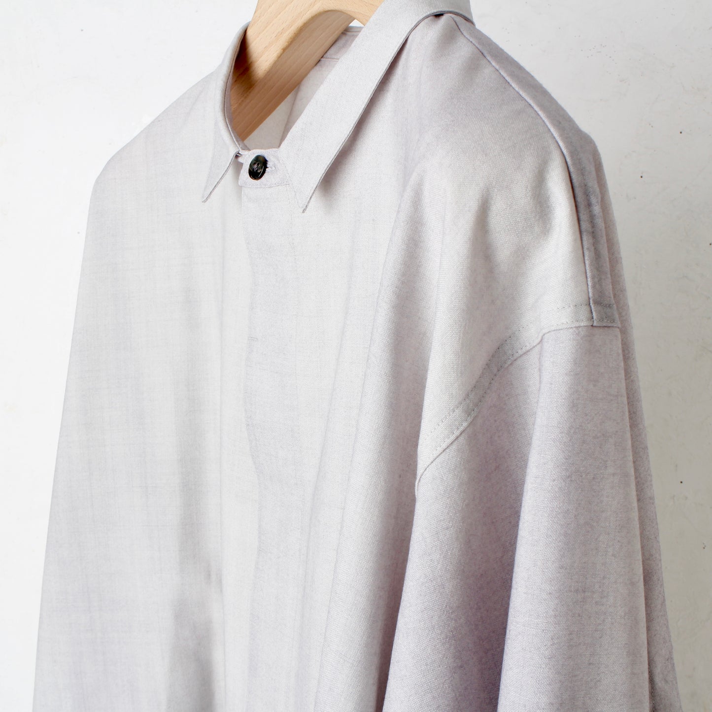 Uneven Dyed Flyfront Shirt / gray-white