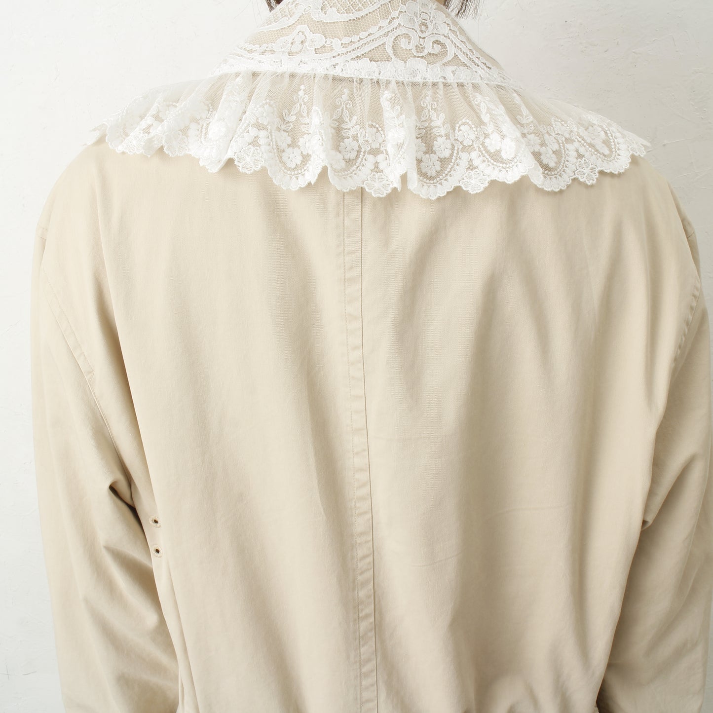 overlace /lace soutien collar coat