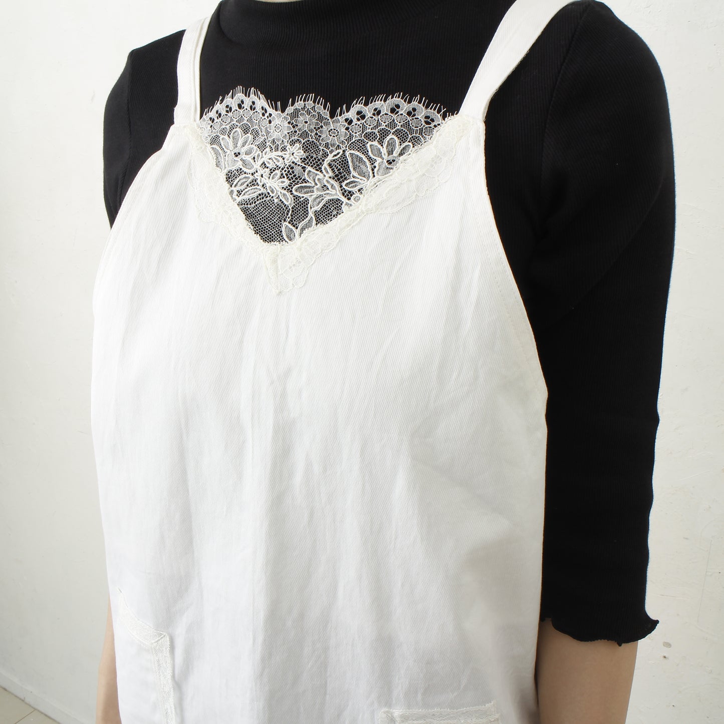 overlace /lace apron onepiece