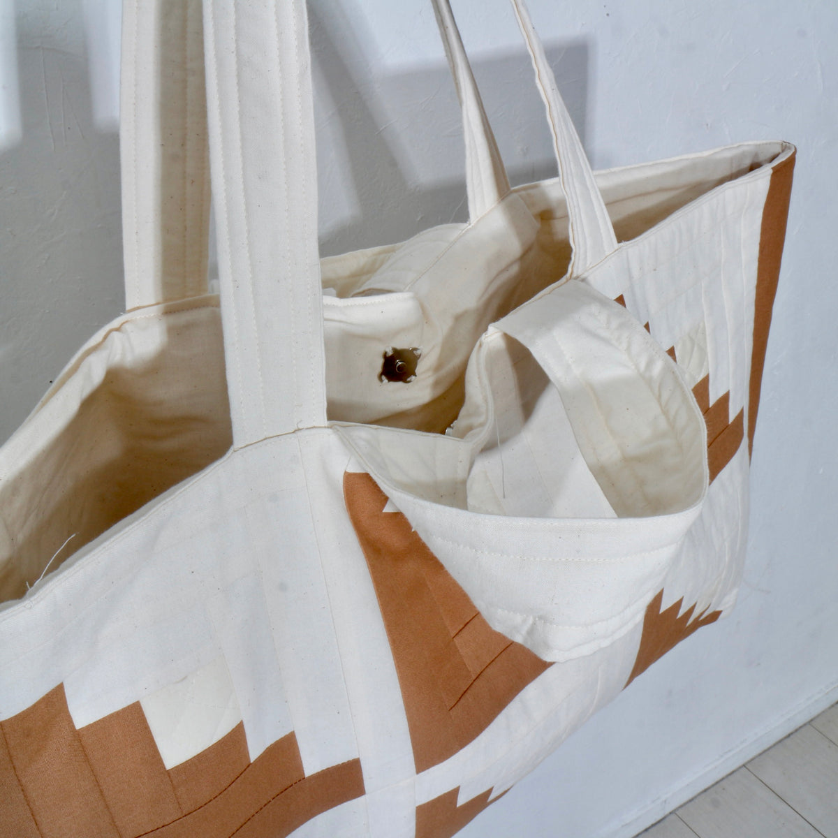 【HOUSE QUILT】 / BIG TOTE BAG＜LOG CABIN＞　※受注生産アイテムとなります。