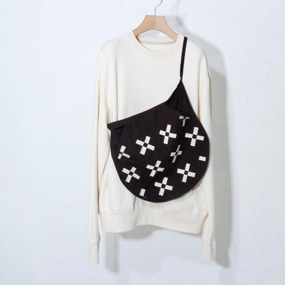 【HOUSE QUILT】 / APRON（ROUND）＜CROSS＞　※受注生産アイテムとなります。