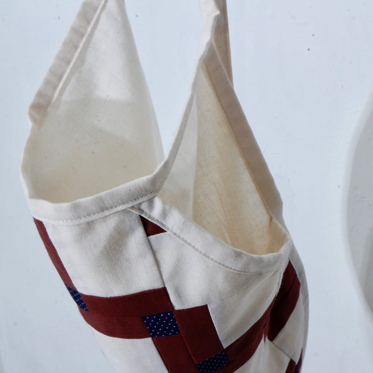 【HOUSE QUILT】 / APRON（ROUND）＜STEP BLOCK＞　※受注生産アイテムとなります。