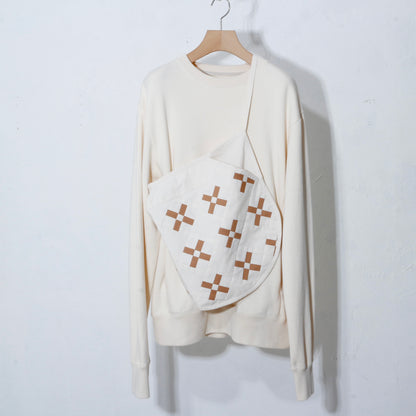 【HOUSE QUILT】 / APRON（ROUND）＜CROSS＞　※受注生産アイテムとなります。