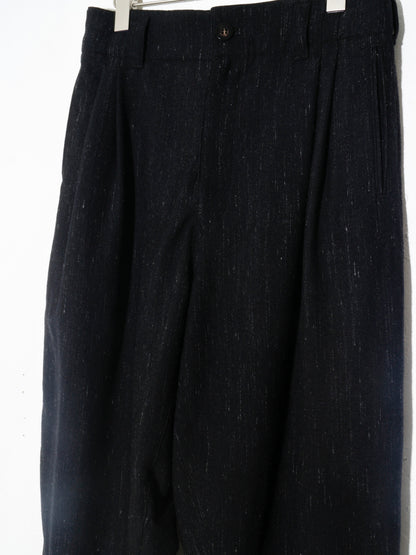 Cosmos wool 2tuck trousers / black