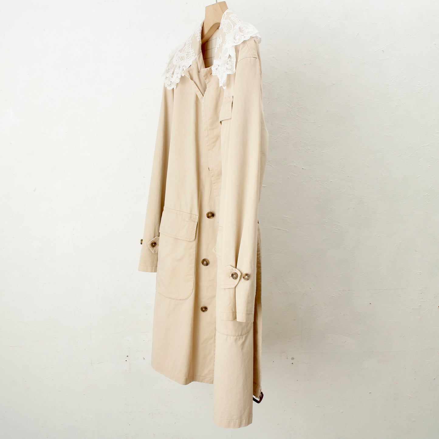 overlace /lace soutien collar coat