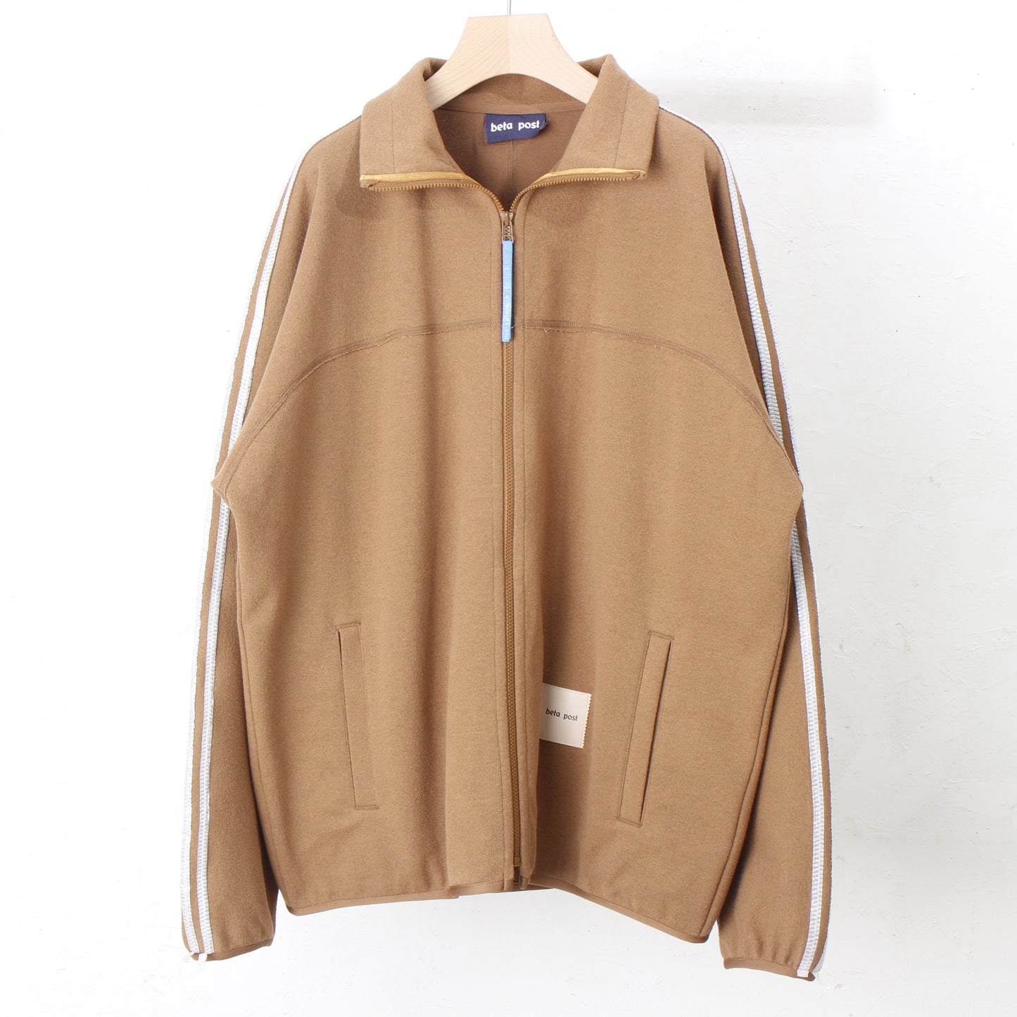 line track jacket / camel