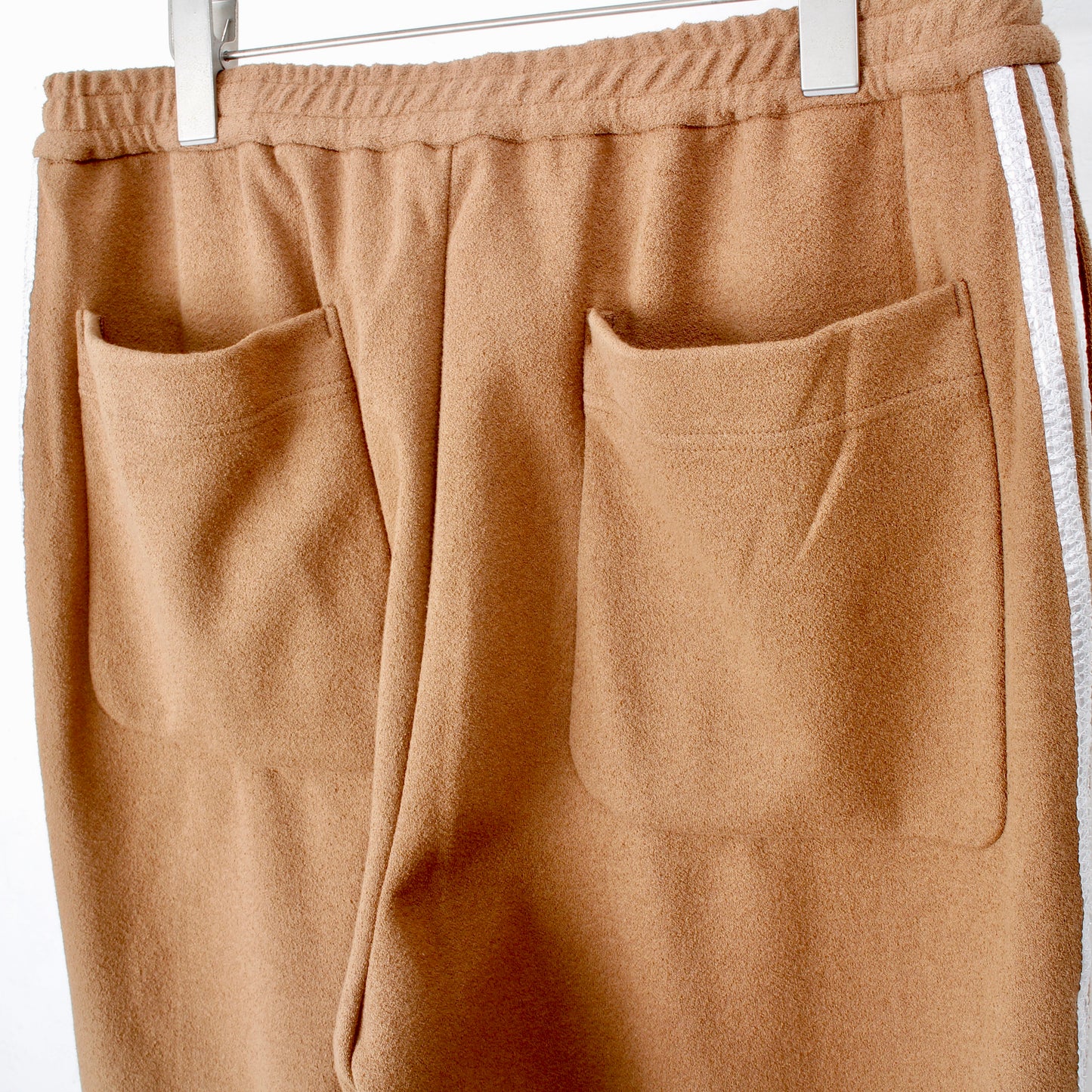 line track pants / camel