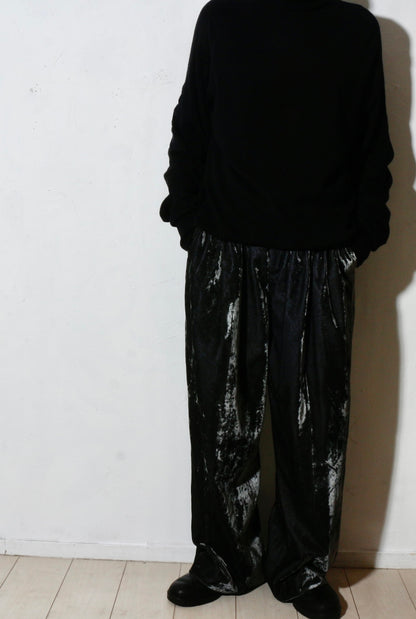 Velvet Accordion Wide Trousers / Dusty Black