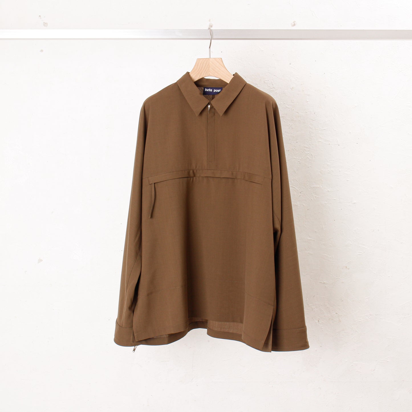 shoulder bag shirt / khaki