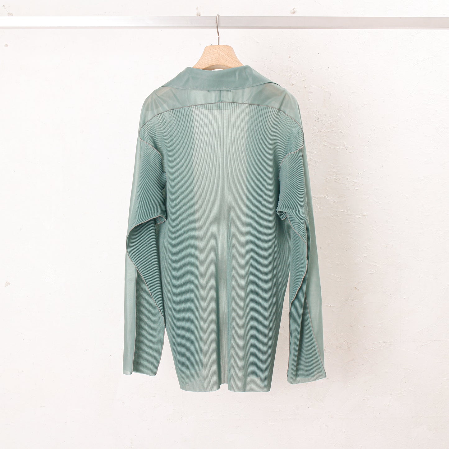 to do kotohayokozawa /Oversized Sheer Shirts / SAGE