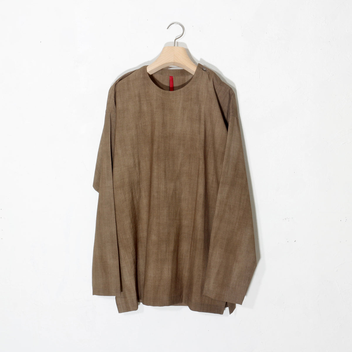 Uneven Dyed Pullover  / yellow