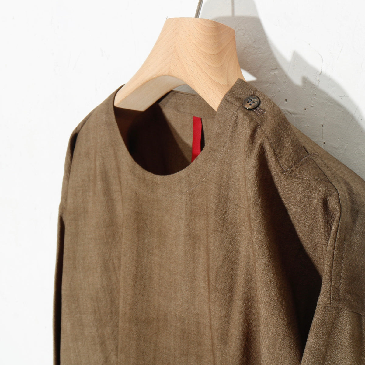 Uneven Dyed Pullover  / yellow