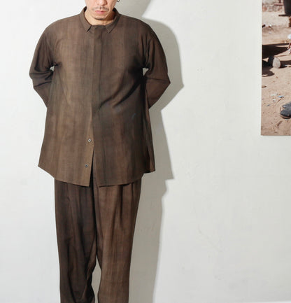 Uneven Dyed 2Tuck Trousers / charcoal