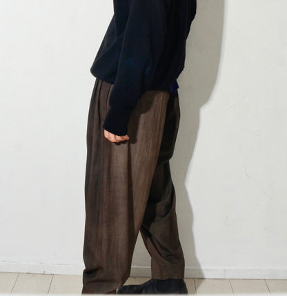 Uneven Dyed 6tuck Pants / charcoal