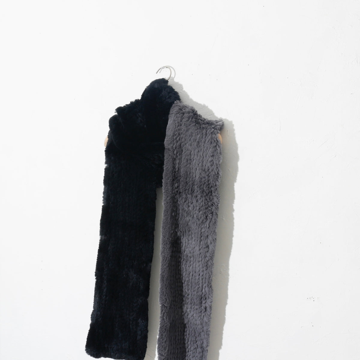 RABBIT FUR SCARF /   black × gray