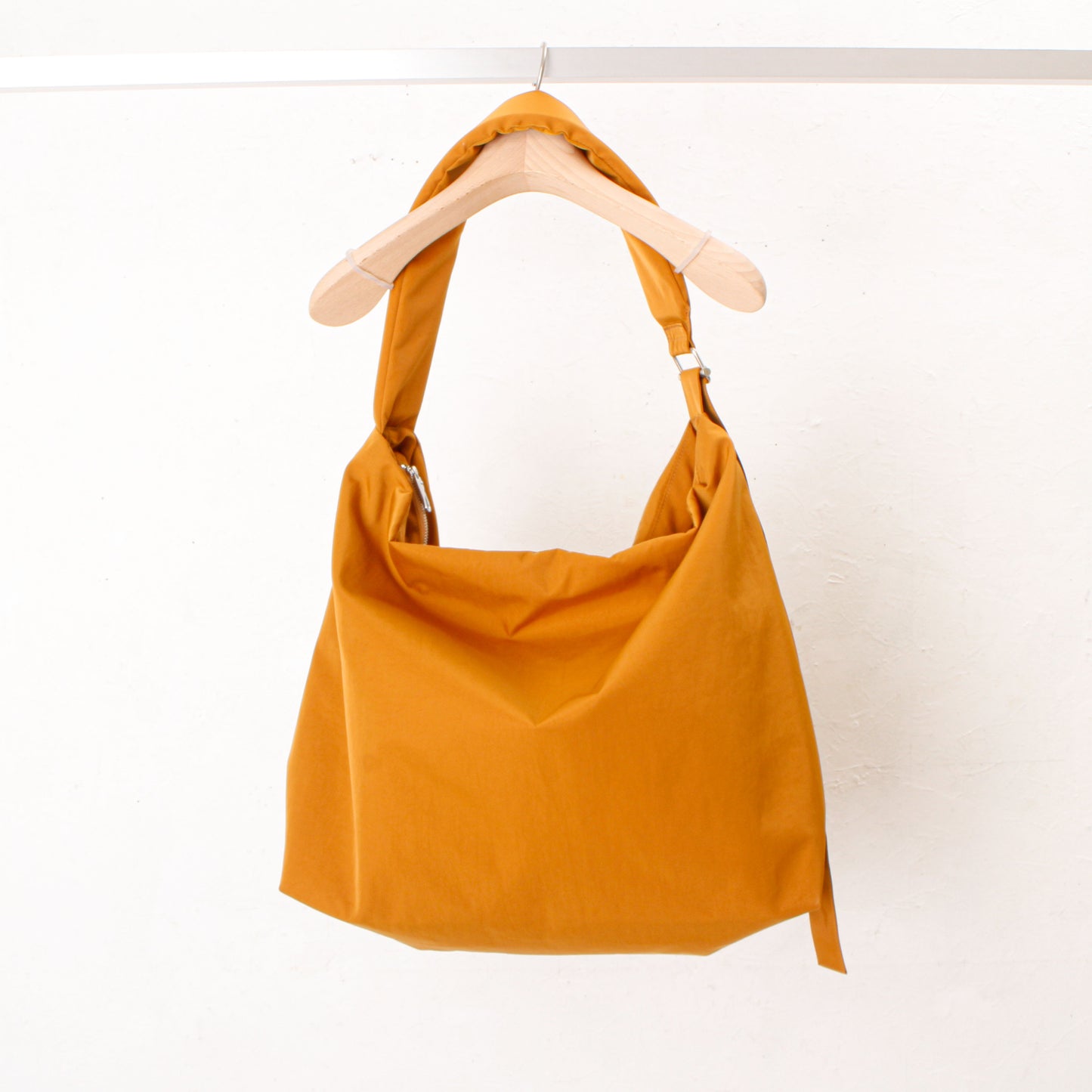 PING-PONG MESSENGER BAG / camel