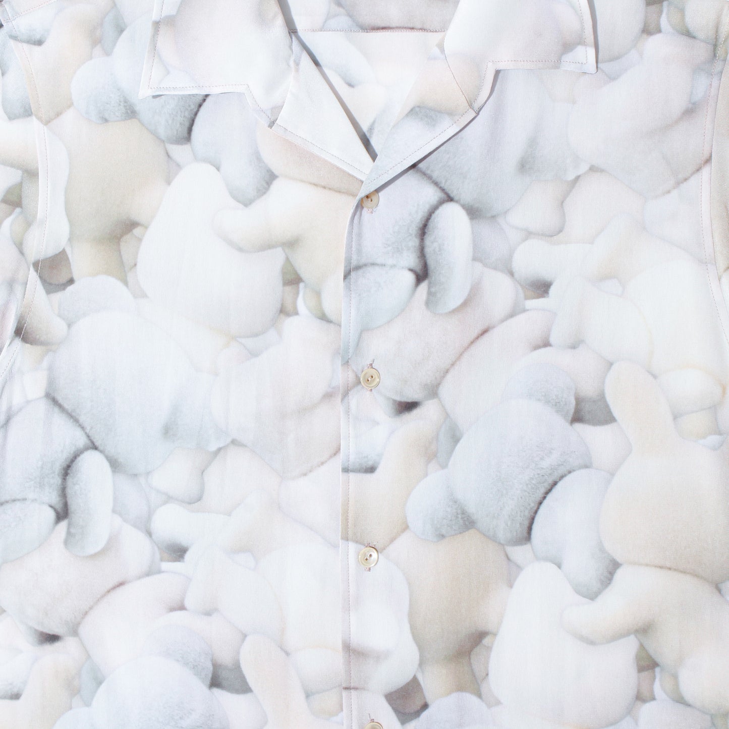 PRINT OPEN COLLAR SILK SHIRT/FLOCKY DOLL
