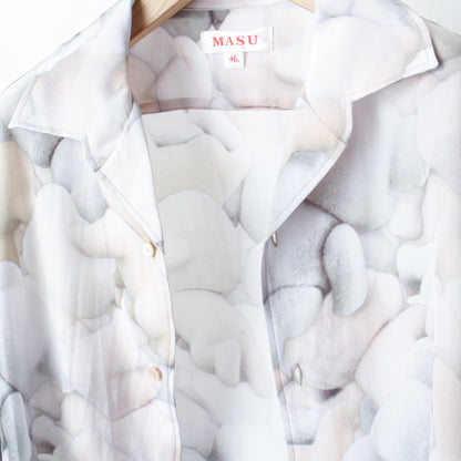 PRINT OPEN COLLAR SILK SHIRT/FLOCKY DOLL